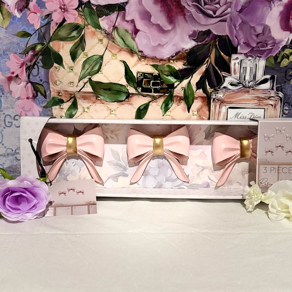 Pink and Gold Bow 3 Piece Resin Wall Decor